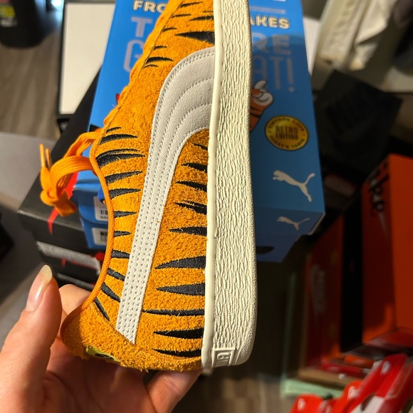 Puma - Picture 3 of 6